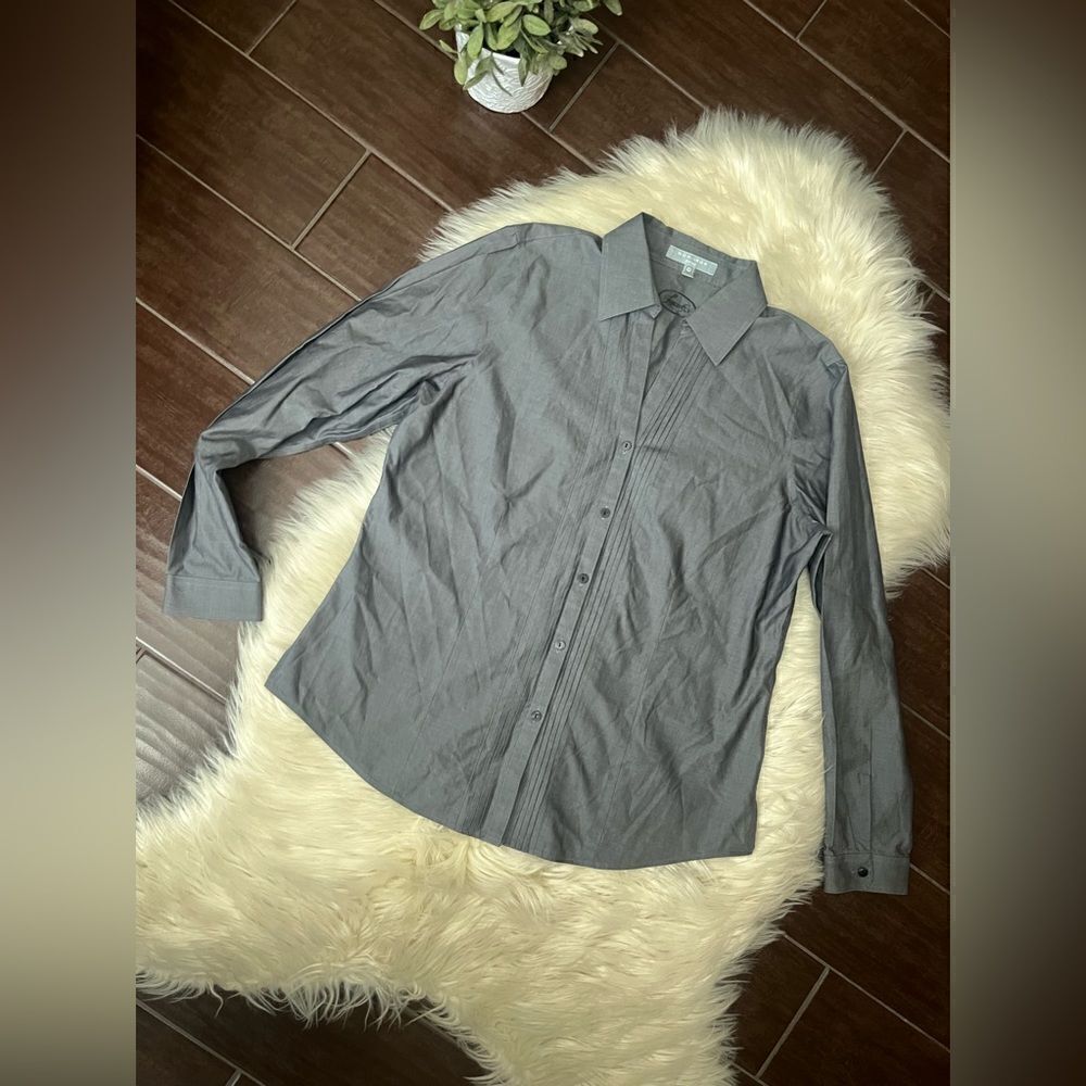Foxcroft Grey button up long-sleeved sz 12